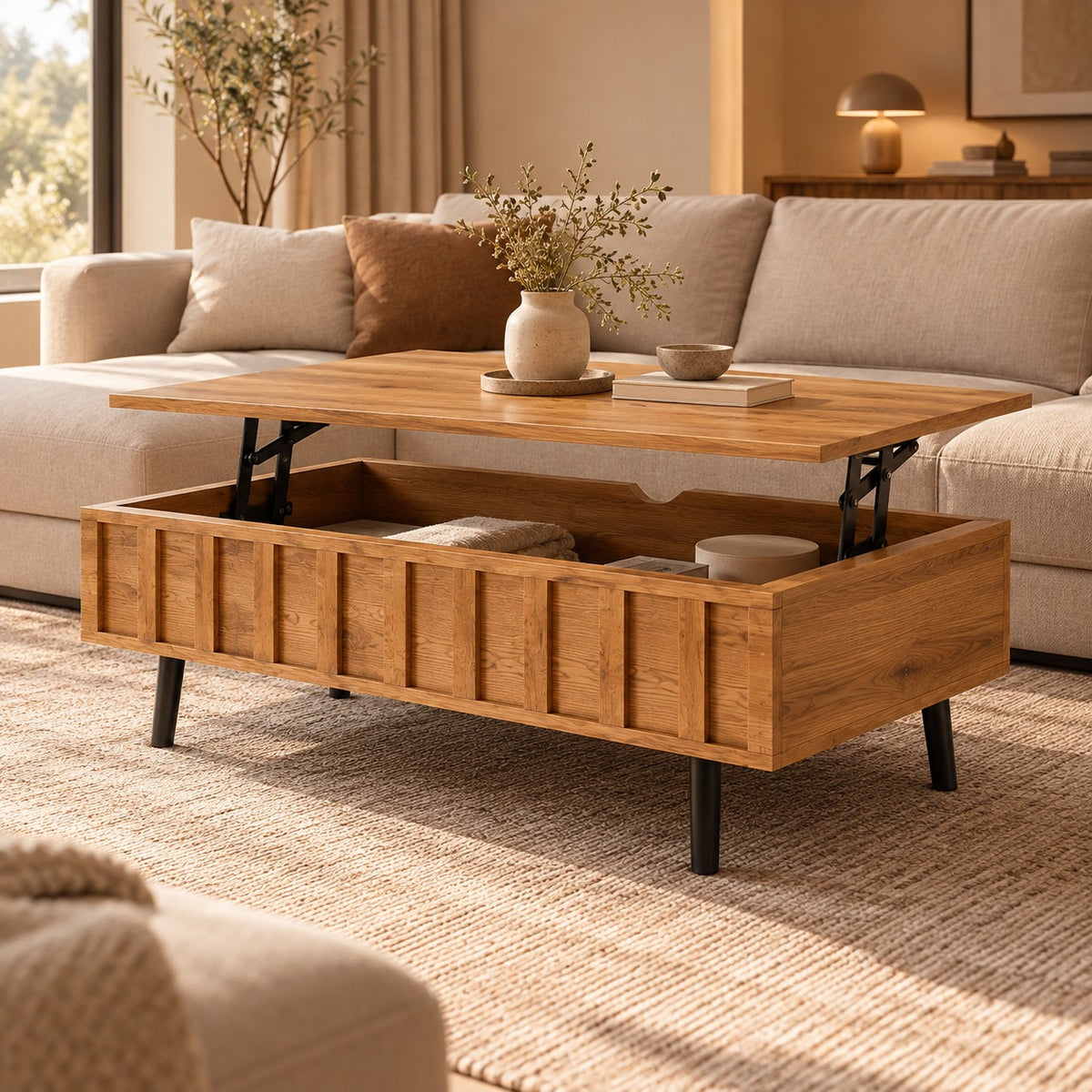 Table basse relevable chêne rainuré ouverte dans un salon